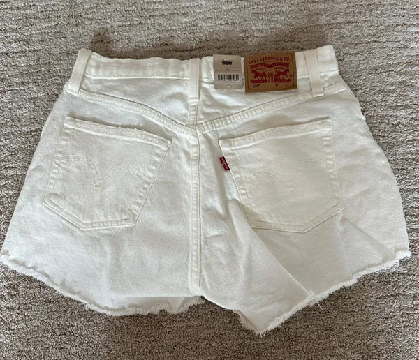 Levi’s 501 Shorts - Image 2