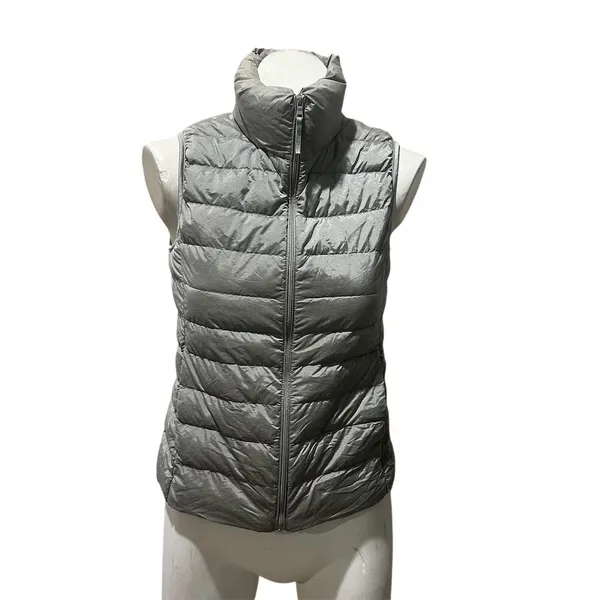 Uniqlo Ultra Light Down Puffer Vest Womens XS Gray Full Zip Packable - Image 3