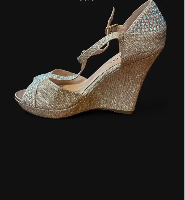 Wedges Gold Size 7.5 - Image 2