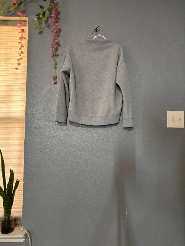 Prologue Gray Mock Neck Sweatshirt • Size XS - Image 3