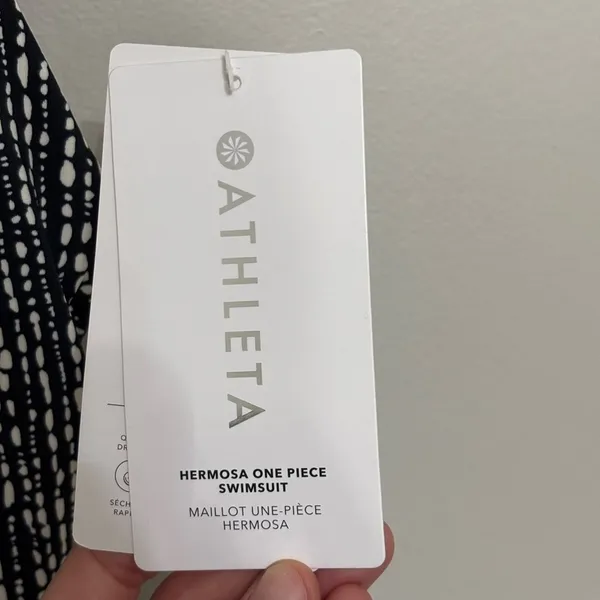 NEW Athleta Hermosa Printed One Piece Swimsuit - Size M - Image 6
