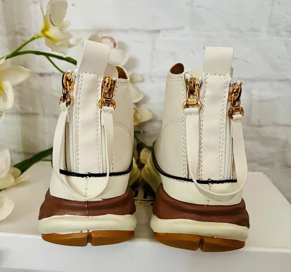 Boutique Funky Sole Sneakers - Image 6