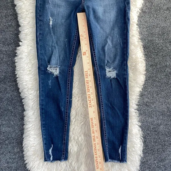 Enjean Denim Co Blue Denim Jeans Distressed Skinny Raw Hem Y2k Grunge Mallcore - Image 5