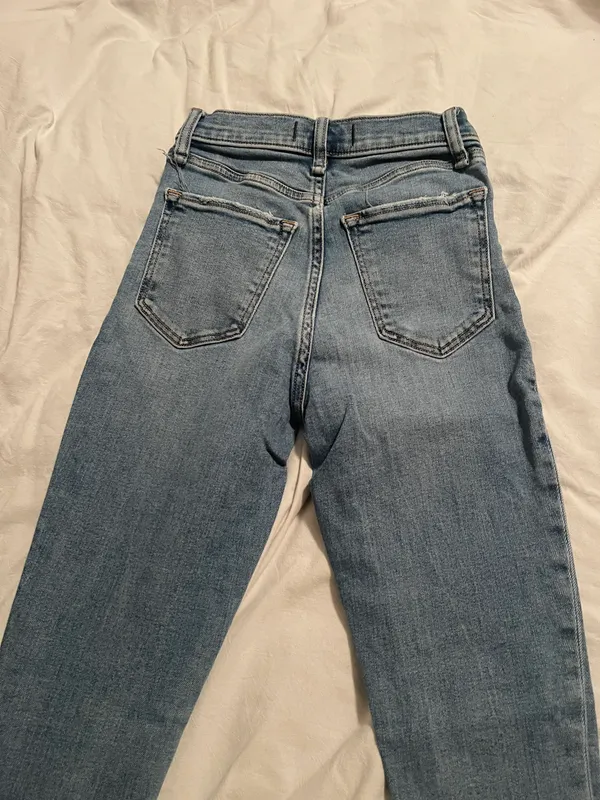 Abercrombie Super Skinny Jeans - Image 4