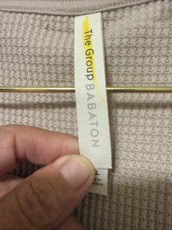 New Babaton Relaxed ThermalWaffle-Knit Button Front Cardigan - Mauve 2XL - Image 2