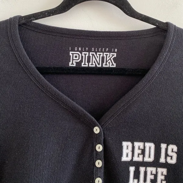 Victoria’s Secret Pink Black Henley Waffle Knit Sleep Shirt Size Large - Image 2