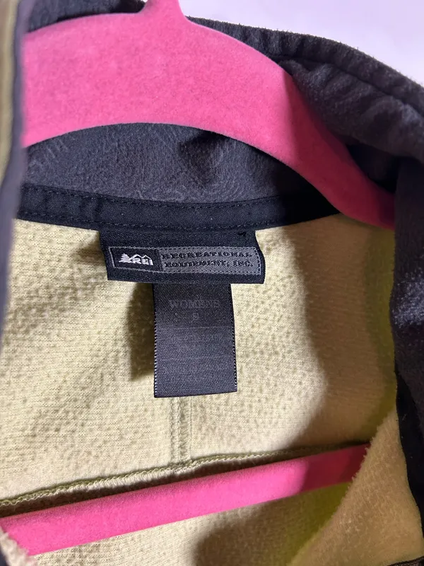REI Women’s small fleece shell vest - Image 3