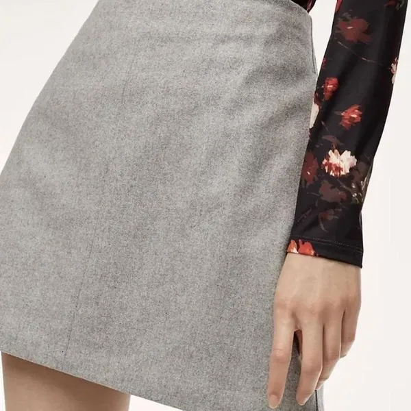 Aritzia Wilfred Essonne Mini Skirt Grey A-Line Wool Cashmere‎ Blend Size 10 - Image 2