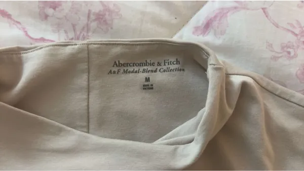 Abercrombie Sleeveless Mock Neck Top - Image 3