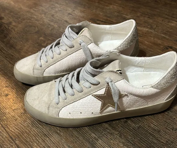 Shushop Boutique Sneakers - Image 3