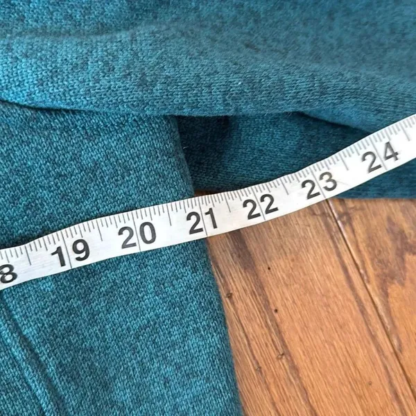 L.L. Bean snap neck fleece pullover size MP green - Image 10