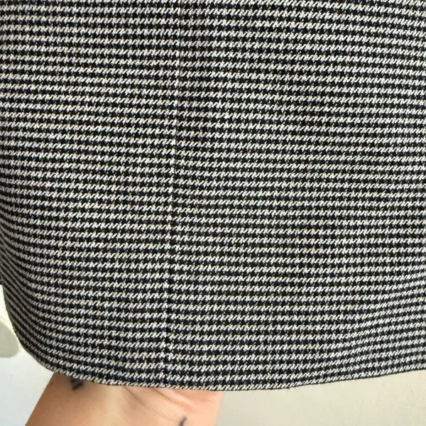 Y2K Vintage THEORY Black and White Micro Houndstooth Pencil Suit Skirt 6 - Image 2