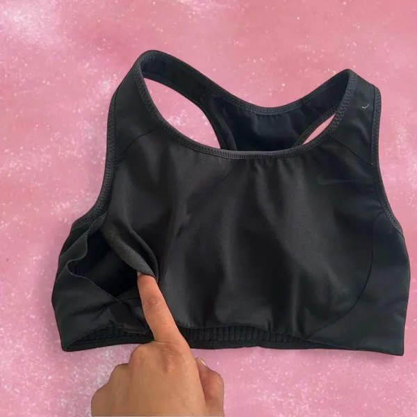 Nike Women's Black Bra - Image 6