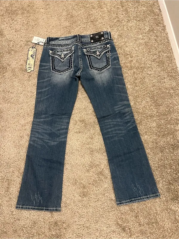 Miss Me jeans Y2k low rise boot cut NWT saddle stitching‎ gemstones 31 RARE - Image 13
