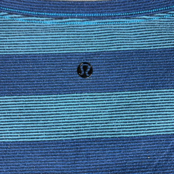 Lululemon T-Shirt Womens Medium Blue Striped V-Neck Short Sleeve Athletic Top - Image 3