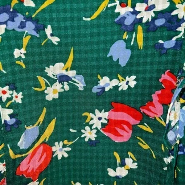 LOFT Green Floral Bouquet ‎ Ruffle Trim Tie Neck Blouse L/S NWOT Size Small - Image 8