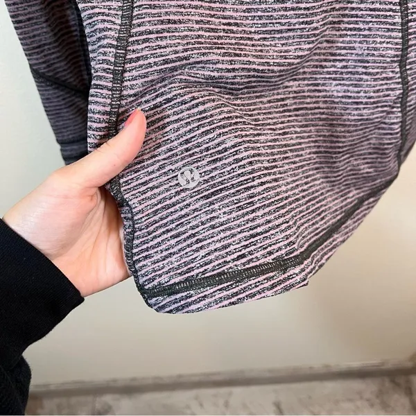 Lululemon Race Your Pace 1/2 Zip Gray Purple Striped‎ 4 - Image 12
