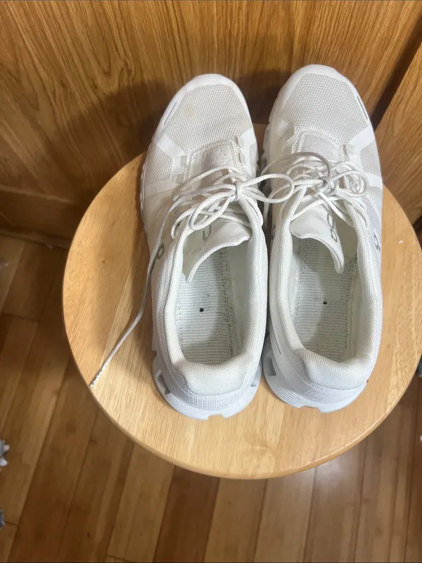 On Running Women's White Athletic Lace-Up Sneakers - Image 9
