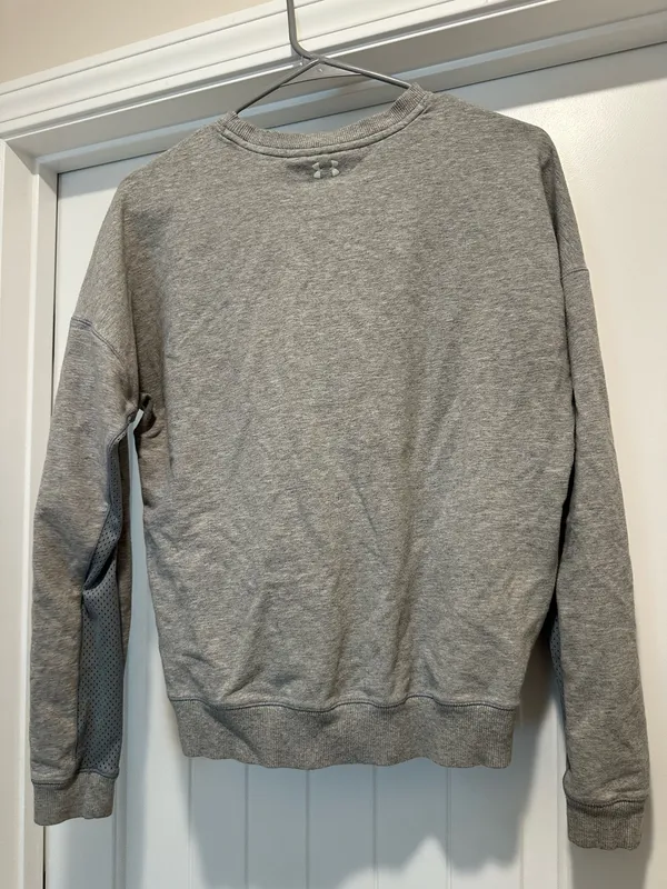 Under Armour Women’s Pullover - Image 2