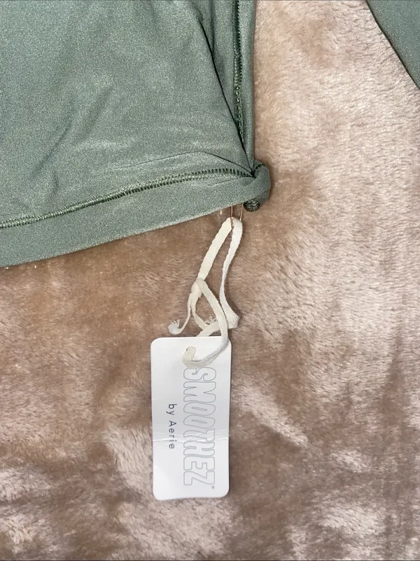 aerie Sage Green Off-The-Shoulder Crop Top - Image 3