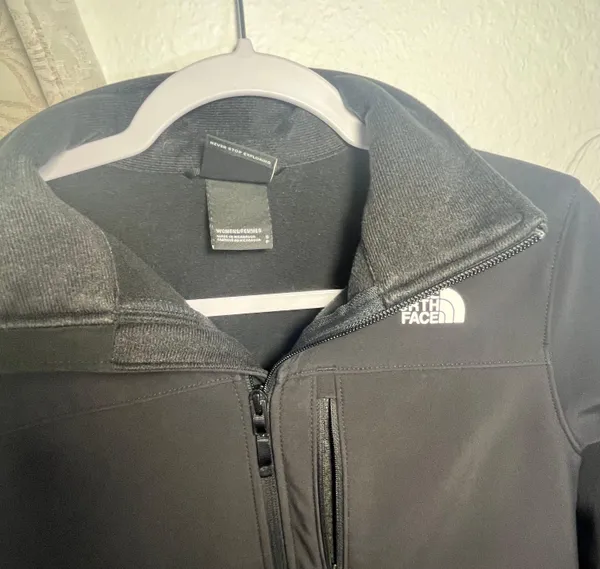 The North Face Women’s WindWall Softshell Jacket Black Zip Up Size Small - Image 4