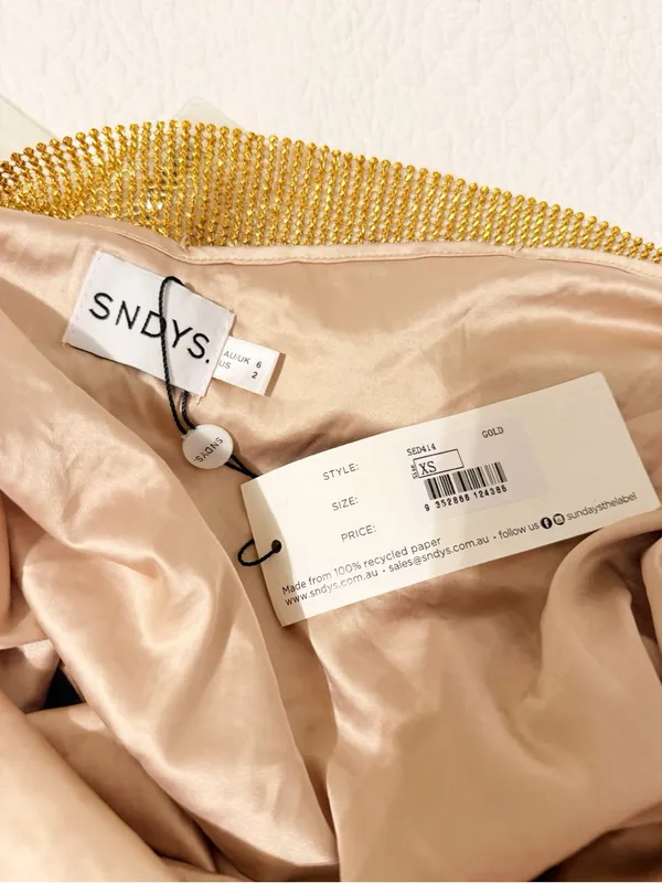 NWT SNDYS SUNSET DRESS GOLD BACKLESS MINI DRESS Mesh Size XS 2 - Image 3