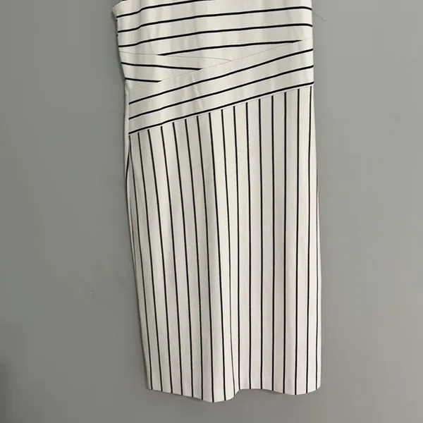 Ann Taylor striped knit sheath dress size 10 - Image 3