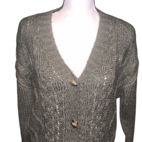 NWT Hooked Up by IOT Juniors Cable-Knit Button-Front Sweater Green - Image 3
