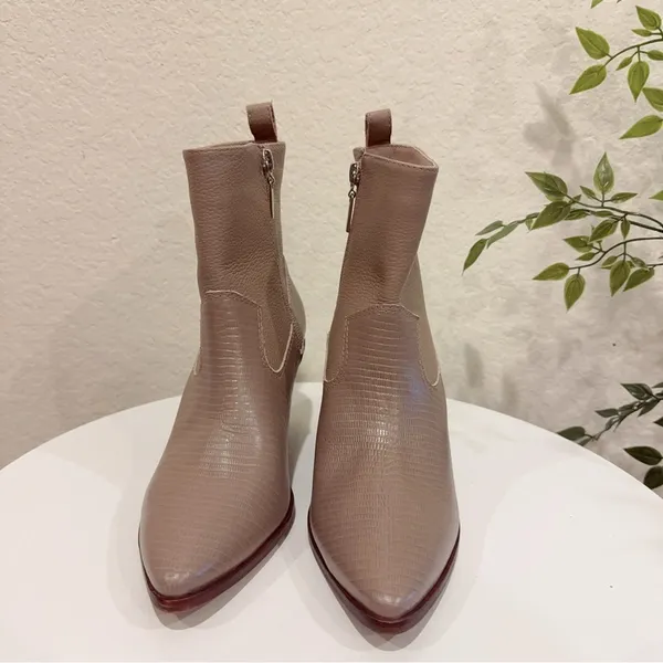 Kaanas Hague Cowboy Leather Bootie in Taupe NWOT Size 6M - Image 2
