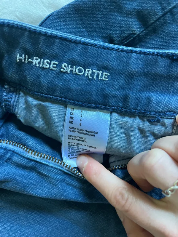 American Eagle Shorts - Image 3