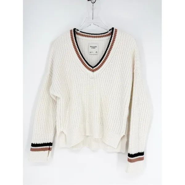Abercrombie‎ & Fitch V-Neck Split Cuff Sweater Women's M White Academia - Image 2