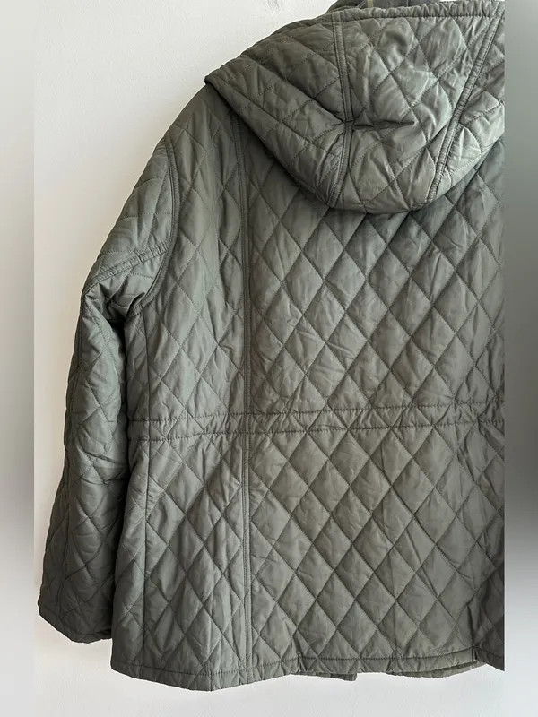 Barbour Women’s Millfire Quilt Jacket, Olive/Classic, Size 2X - Image 14