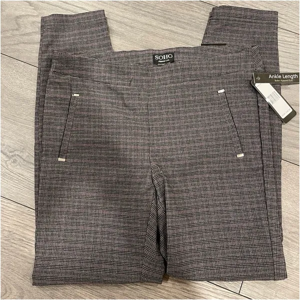 Soho Apparel dress pants NWT - Image 2