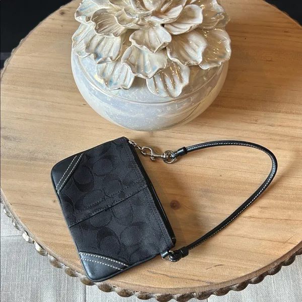 Coach Vintage Authentic Classic Black Logo Canvas Wristlet - Image 5