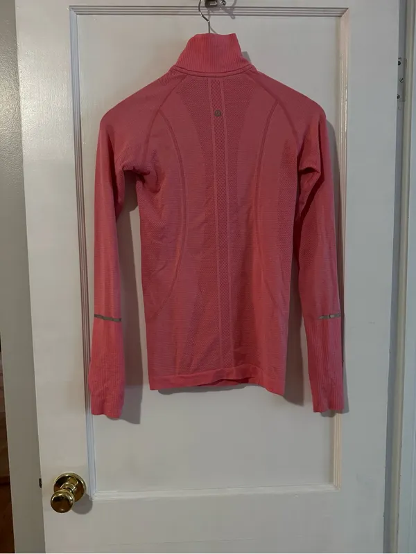 Lululemon Swiftly Tech 1/2 Zip - Image 2