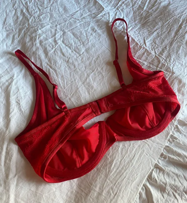 Calvin Klein red bra - Image 2
