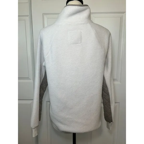 Abercrombie & Fitch Asymmetrical Snap-Up Fleece,‎ Ivory/Beige, Size Medium - Image 3