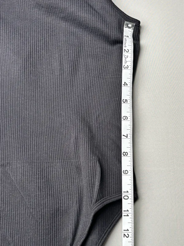 OQQ Black Ribbed Square Neck Bodysuit Medium | Stretchy Minimalist Tank Top - Image 5