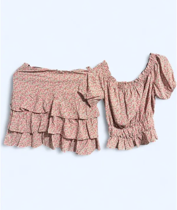 Floral skirt and cropped top with ruffles - Image 2