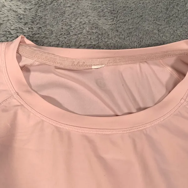Lululemon Athletica Light Pink Short Sleeve Tee - Image 4