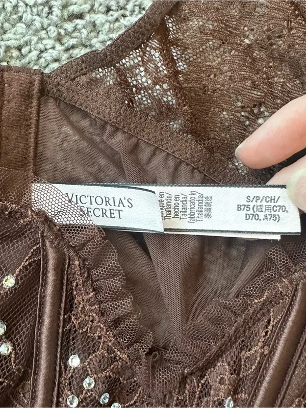 Victoria's Secret Brown Lace Long-Sleeve Corset Crop Top with Studs - Image 4