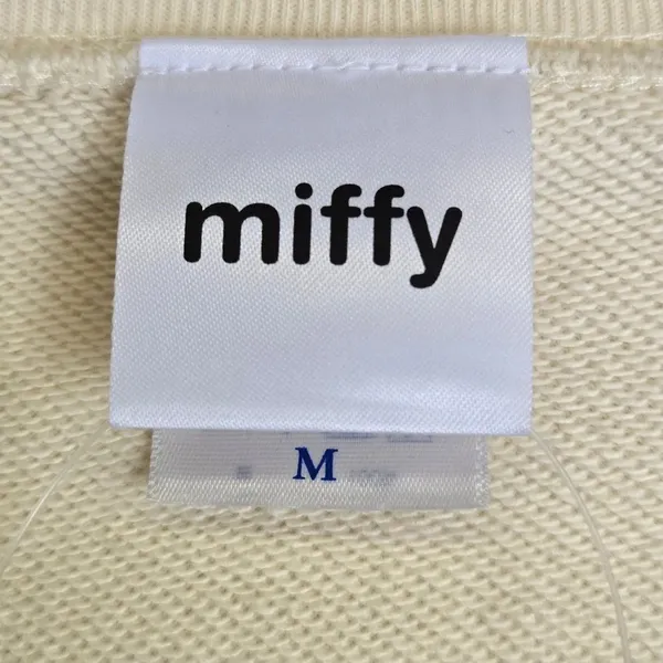 Miffy Style Limited Edition Skiing Crewneck Sweatshirt Cotton Medium New - Image 4
