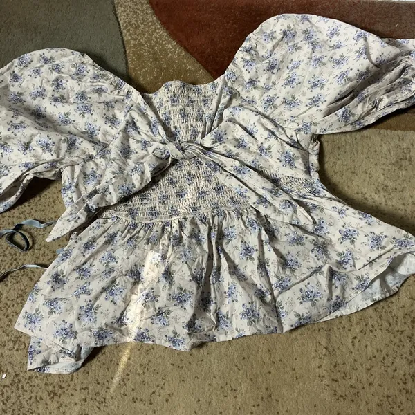 Bohme Floral Cottagecore Peplum Top Womens Large Blue Cream Puff Sleeve Smocked - Image 6