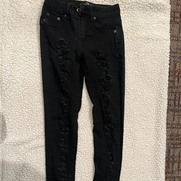 Lulus Black ripped skinny jeans - Image 2