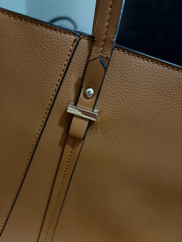 Source Unknown Tan Crossbody Tote with Gold Accents - Image 7