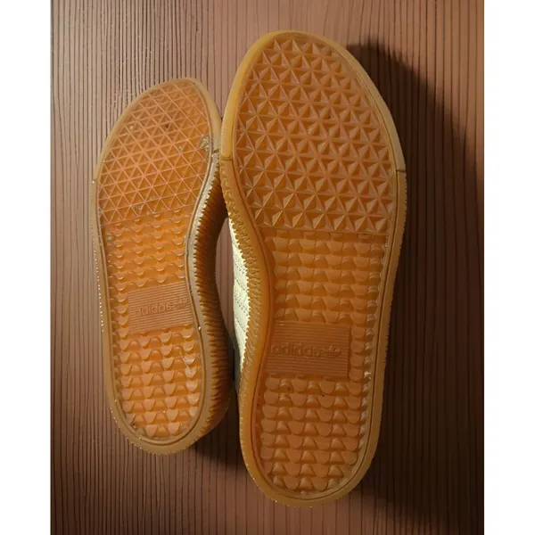 Adidas Samba Gum Soles sz 5 - Image 6