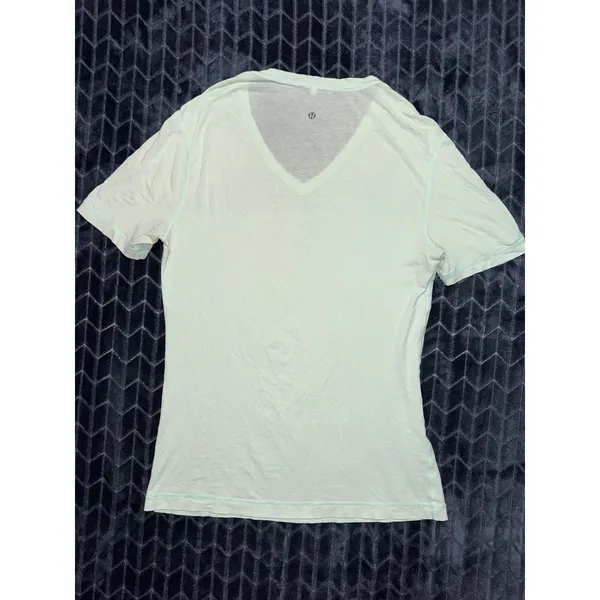 Lululemon Love Tee Short Sleeve V-Neck T-Shirt Green Stretch Size Small - Image 5