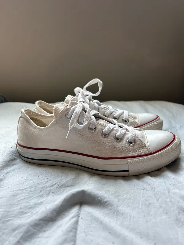 White Low-Rise Converse - Image 3