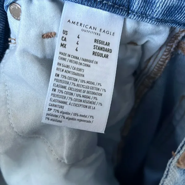 American Eagle Straight Leg Jeans - Image 4