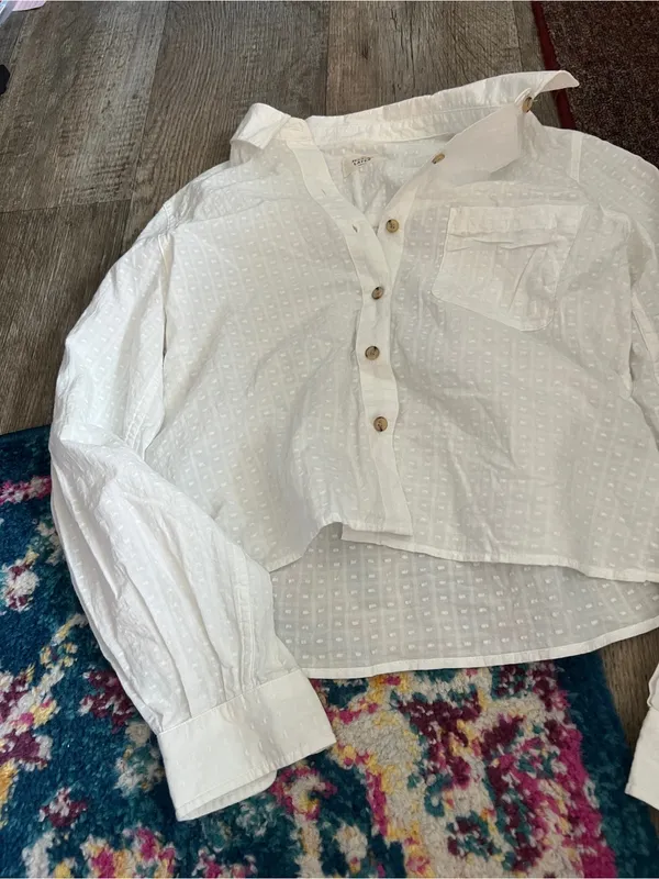 Marine layer white textured top size small - Image 3